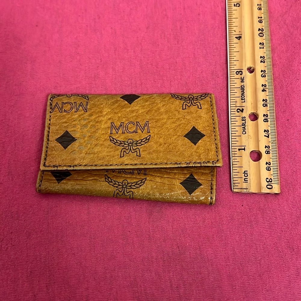 MCM 4 Consecutive Key Case - Picture 8 of 10